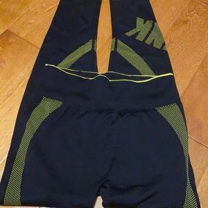 Victoria secret leggings active large